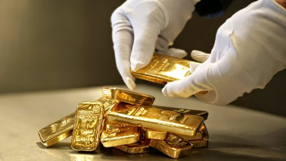 Gold price to challenge $1,900